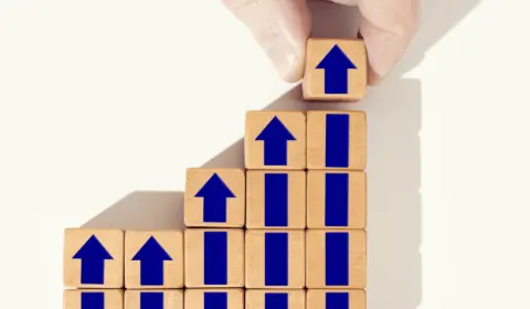 Despesas com juros da dívida pública em 2023 foram de R$ 614 bilhões. Montante superou gastos de áreas sociais, como Saúde e Educação