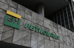 Conselho de Administração da Petrobras aprova pagamento de R$ 20 bi em dividendos extraordinários