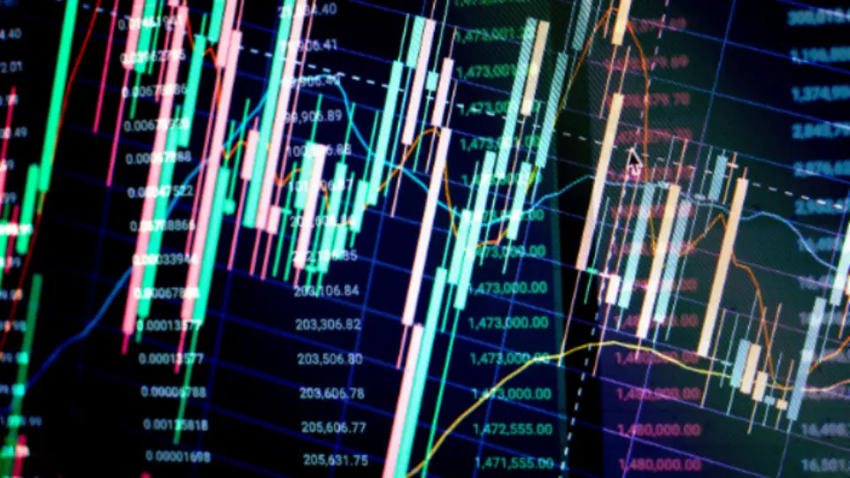 Bolsa brasileira fecha em alta depois de quatro sessões de queda