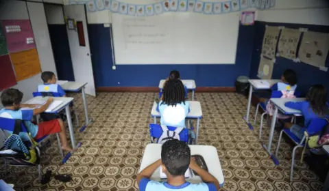 Grupo de trabalho na Educação quer usar R$ 12 bi da PEC da Transição para recompor orçamento do MEC, com foco na alimentação escolar