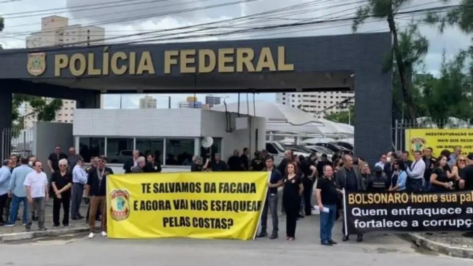 Paulo Guedes afirma que reajuste do funcionalismo só pode ser de 5%; categorias estão mobilizadas