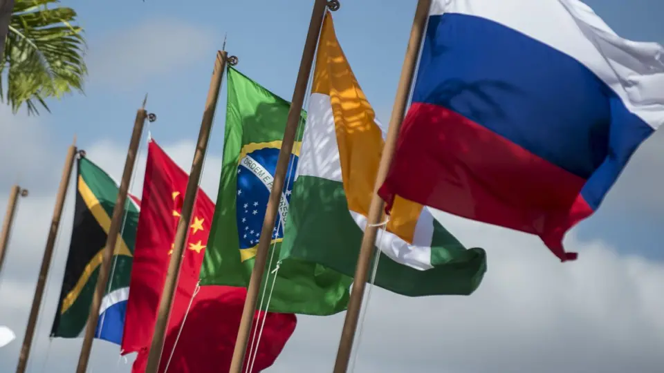 Brics voltam a defender “discussões” sobre expansão do bloco