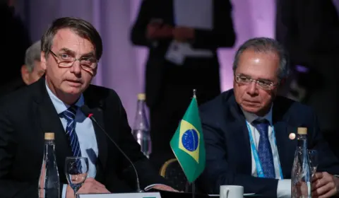 Balanço econômico de 2022 resume legado ruim deixado pela dupla Bolsonaro-Guedes ao Brasil