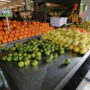 renda baixa, classe de renda, preços dos alimentos, estoques públicos, cesta básica, taxa de juros, inflação, inflação em julho, merenda escolar, queda da inflação, projeção de inflação, preço da cesta básica, cesta básica, preço dos alimentos, preço da gasolina, crescimento global, risco de estagflação, prévia da inflação, inflação, despesas com alimentos, lista de calote, previsão de inflação, conter a inflação, inflação maior