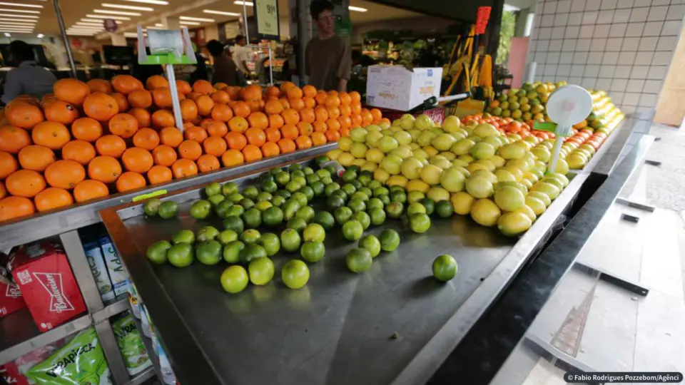 Cesta básica fica mais cara em todas as capitais pesquisadas pelo Dieese