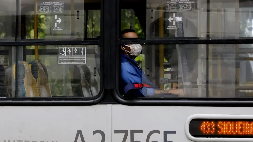 Setor de serviços cresce 3,1% em dezembro, atinge patamar recorde e fecha 2022 com alta de 8,3%