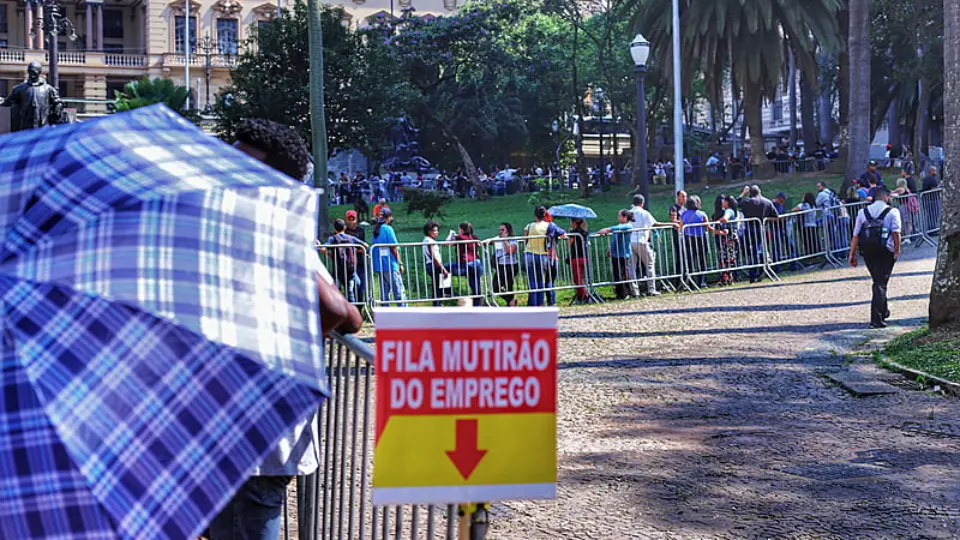 Semana de 4 dias: 3,3 mil trabalhadores testam a proposta que protege saúde e meio ambiente