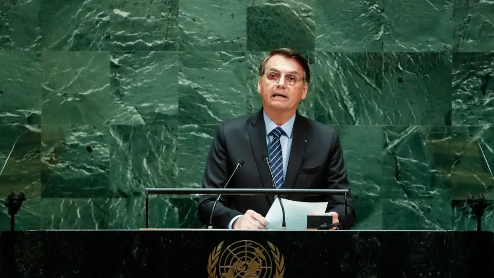 Bolsonaro faz discurso na ONU e menciona dados mentirosos sobre economia no Brasil