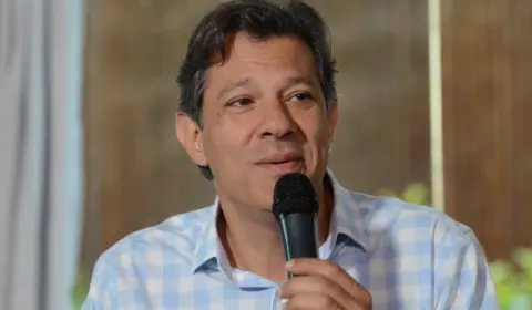 Fernando Haddad quer mostrar ao mercado que não é centralizador ao nomear conselho de economistas para a Fazenda