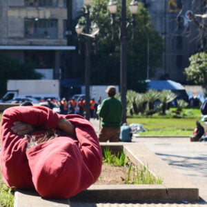 aumento da pobreza, pobre, pobreza, renda total, classe D, E, moradores de rua, população em situação de rua