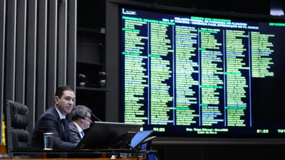 Votação da PEC da Transição é garantida após acordo entre Congresso e governo eleito. Proposta teve prazo reduzido de dois para um ano