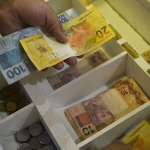 pagamento de dividendos, contas do governo, mercado financeiro