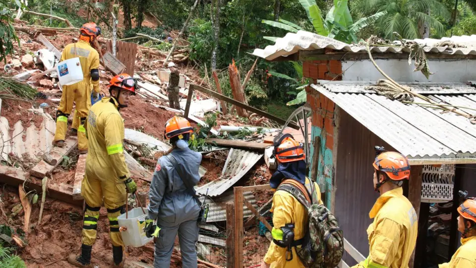 Mudanças climáticas prejudicam crescimento do Brasil, avalia OCDE