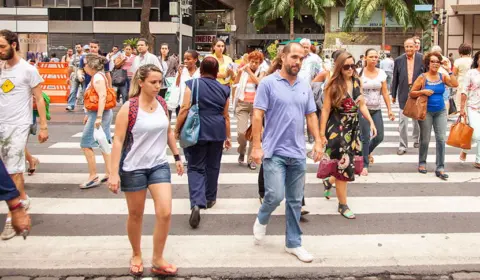 Desocupação recua em oito unidades da federação e fica estável nas outras 19 no segundo trimestre