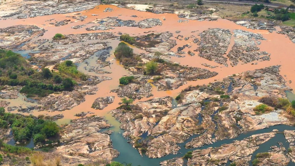 MAB diz que vai recorrer de decisão judicial que absolve Samarco, Vale e BHP de crime