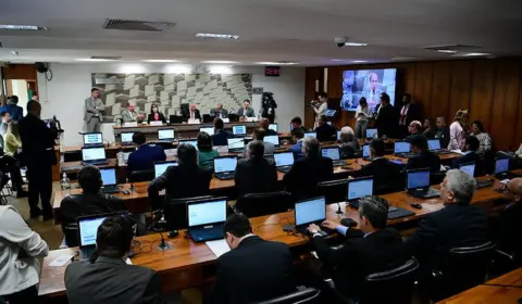 Relator do arcabouço fiscal no Senado, Omar Aziz apresentará parecer na próxima semana com mudanças no texto-base