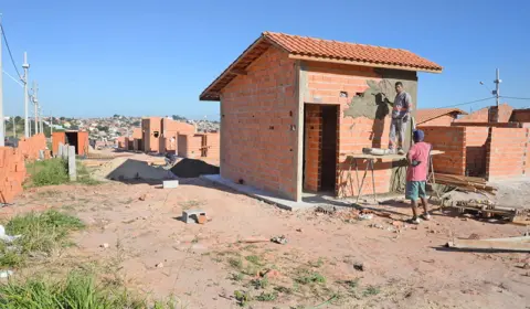 Casas de 15m² do Residencial Mandela, em Campinas, mostram o lado perverso da política habitacional voltada para o pobre que luta por moradia