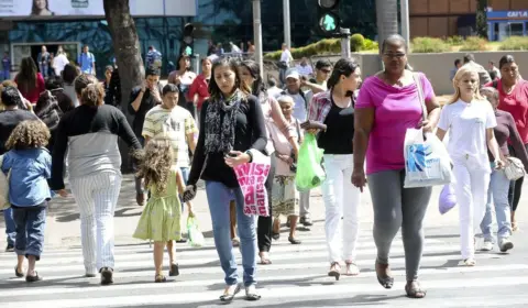 Campanha defende justiça tributária para mulheres negras e pobres