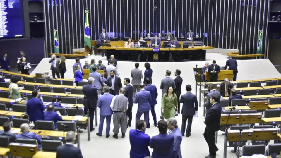 Em votação simbólica, Câmara aprova apostas esportivas, que podem elevar arrecadação federal em R$ 1,6 bi em 2024