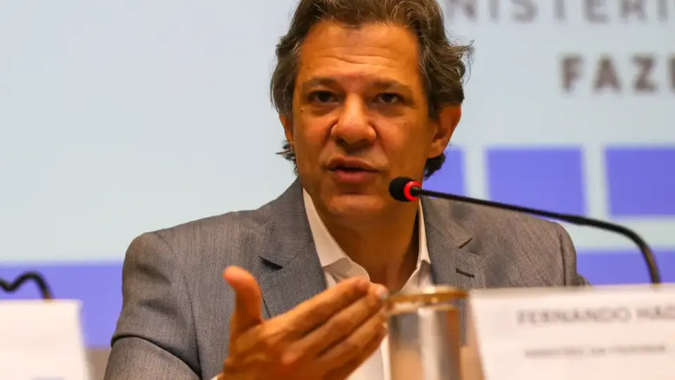 Haddad vai anunciar medidas de proteção cambial em encontros de ministros de Finanças do G20