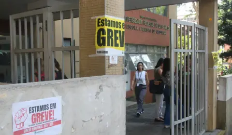 Termina a greve de 69 dias dos professores de universidades federais