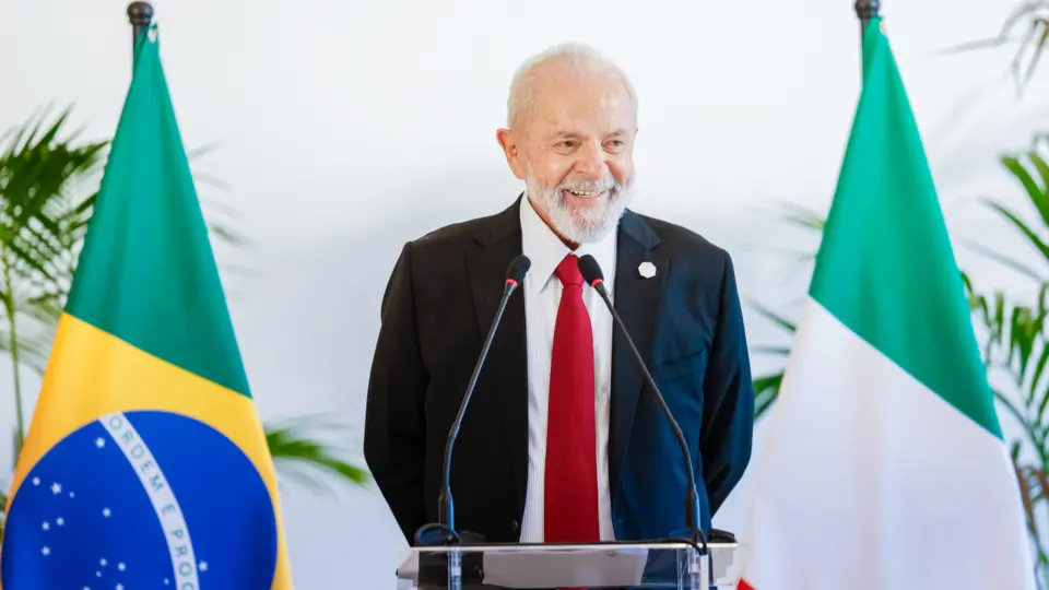 Datafolha: melhora avaliação positiva do governo Lula, com economia pesando a favor. Mais pobres acham que vida melhorou sob o mandato do petista