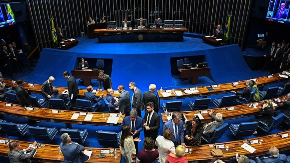 Senado aprova proposta que regulamenta mercado de crédito de carbono. Entenda como funciona