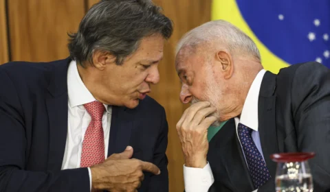 Lula e Haddad se reúnem para discutir corte de gastos; Defesa aceita ir para o ‘sacrifício’